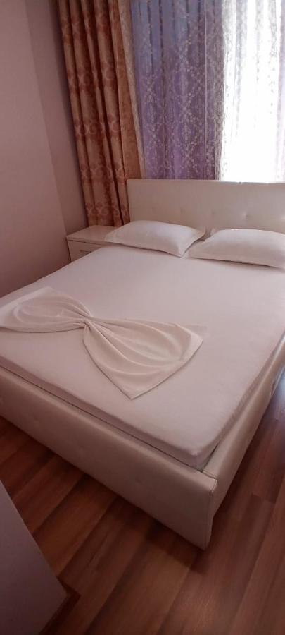 British Hotel Himare Exterior foto